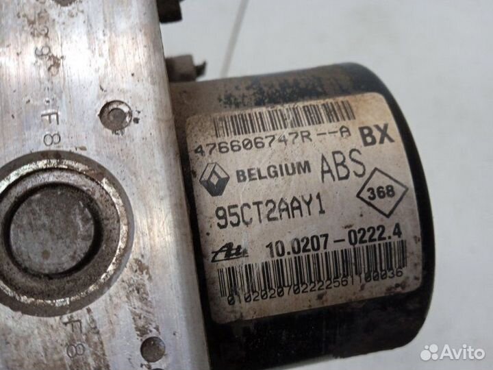 Блок ABS (насос) Renault Fluence 1.6 2011
