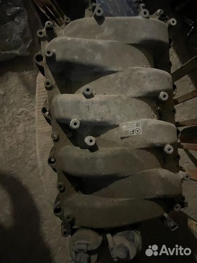 Продается пускной коллектор на Mercedes