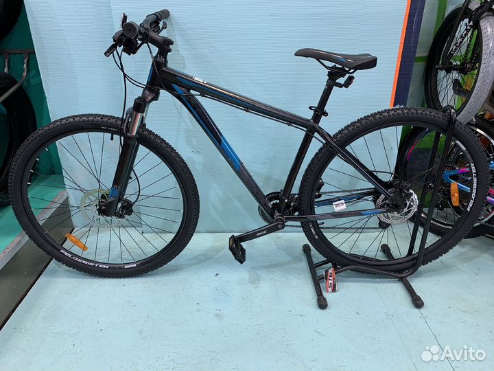 Велосипед горный Stinger Graphite EVO 29