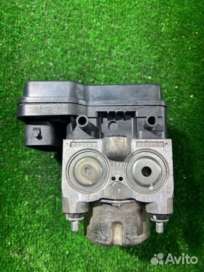 Блок ABS Toyota Belta NCP96 2NZ-FE 2006