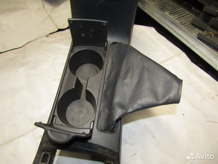 Консоль Corolla E15 2006-2013