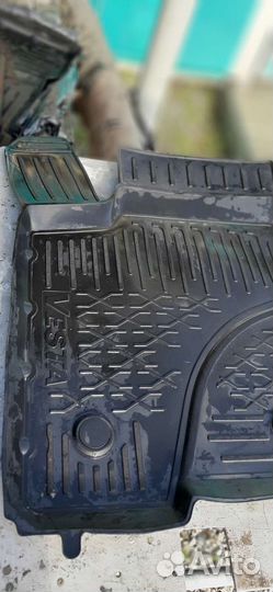 Коврики салона лада веста