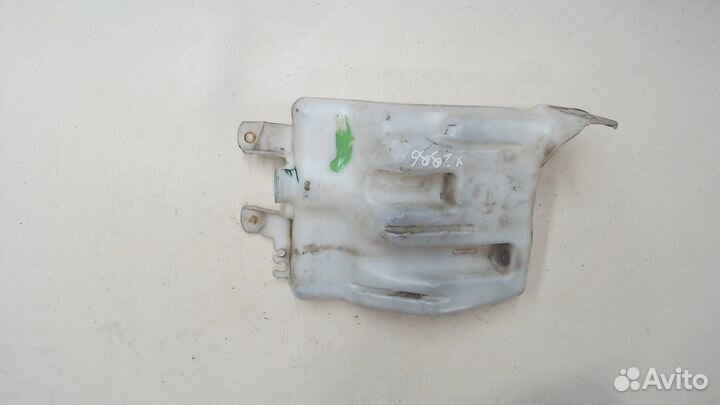 Бачок омывателя Nissan Micra K12E, 2004