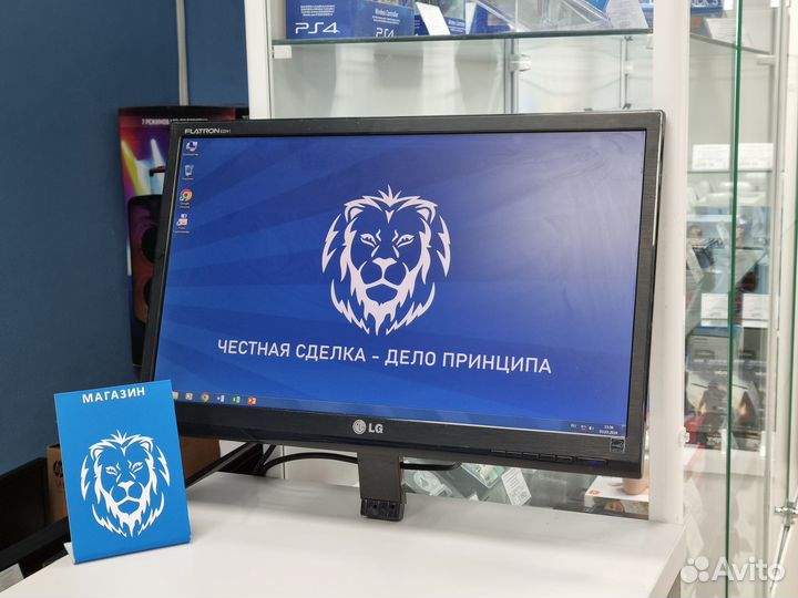 Монитор LG Flatron 22 дюйма/без подставки