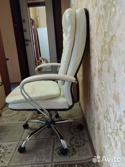 Компьютерное кресло