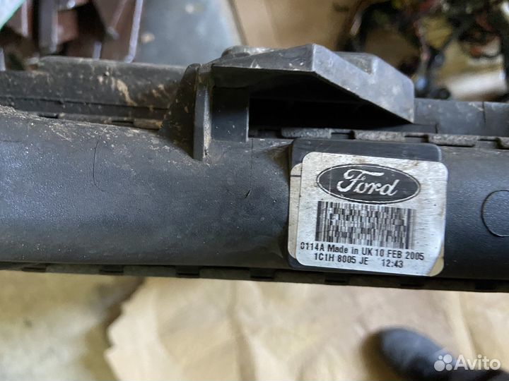 Радиатор Форд Транзит 2.0 D. 2005г