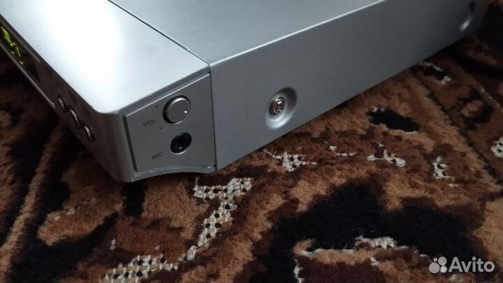 DVD плеер BBK с караоке