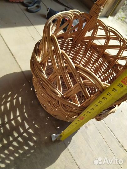 Корзина плетеная