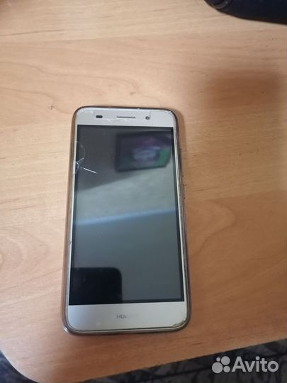 HUAWEI Y3 2017, 8 ГБ