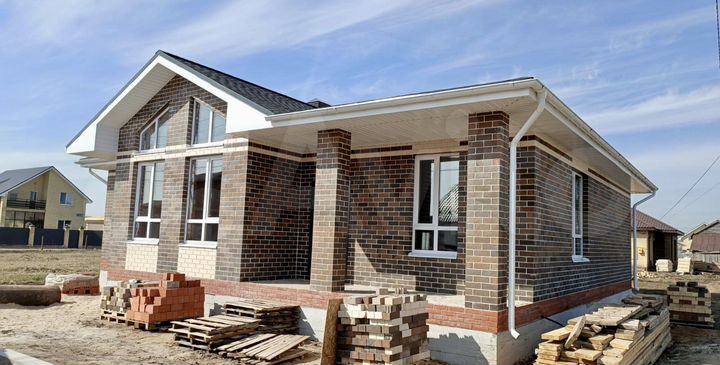 Коттедж 127 м² на участке 8 сот.