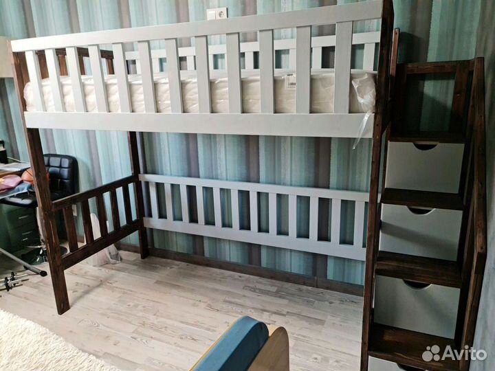 Двухъярусная кровать на заказ