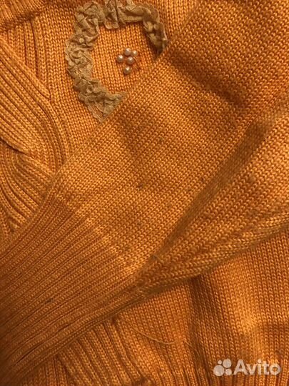 Свитер на девочку б/у