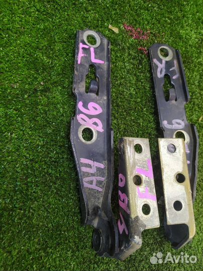 Петли капота Audi A4 B6