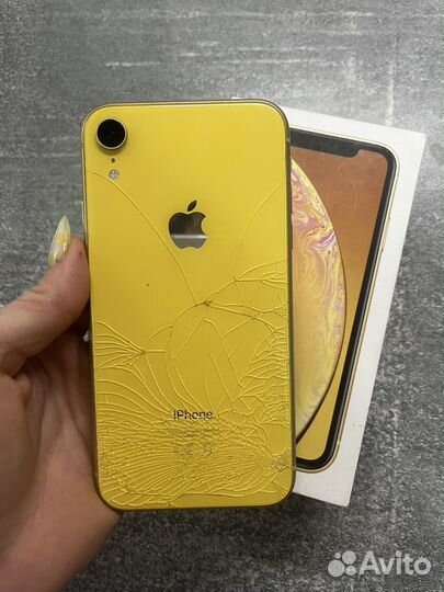 Телефон iPhone xr