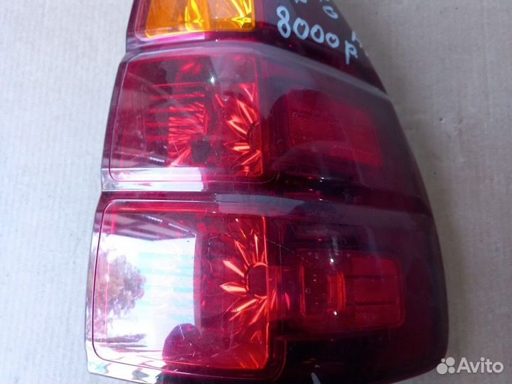 Продается фонарь задний правый на лексус GX470
