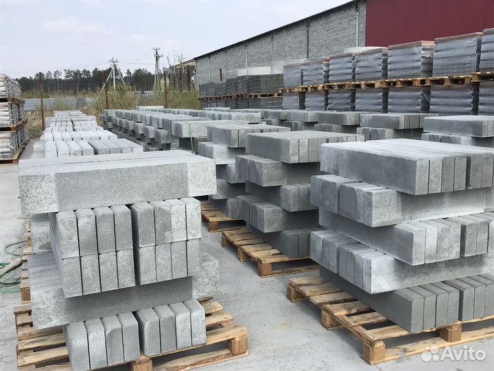 Бордюр тротуарный 1000х200х80