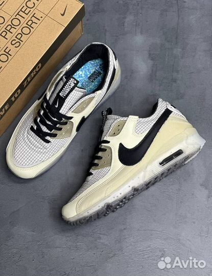 Кроссовки Nike Air Max 90 (42)