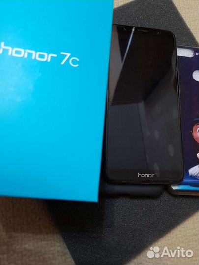 Смартфон Honor 7c