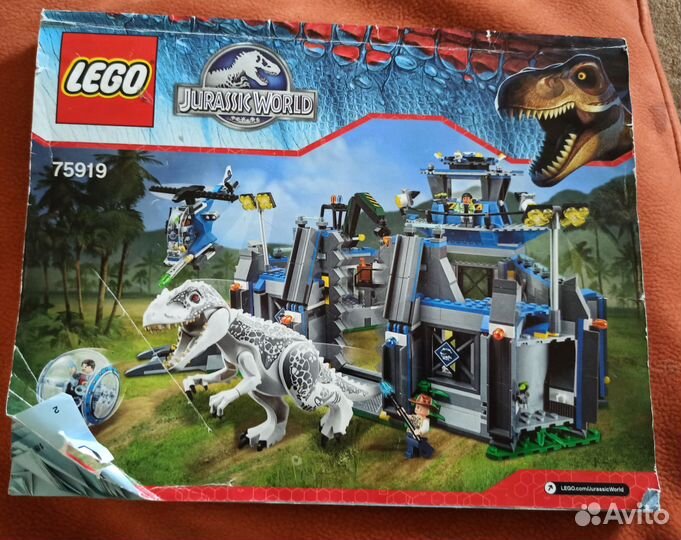 Lego jurassic world Побег индоминуса 75919