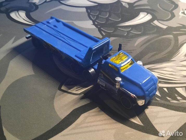 Hot Wheels грузовик