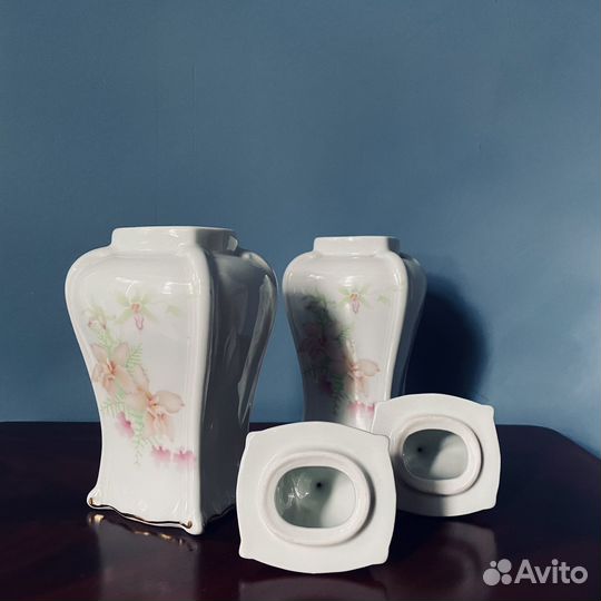 Пара старинных чайниц в стиле ар нуво, середина XX века