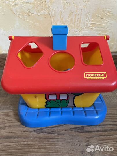 Сортеры, развивающие игрушки для малышей