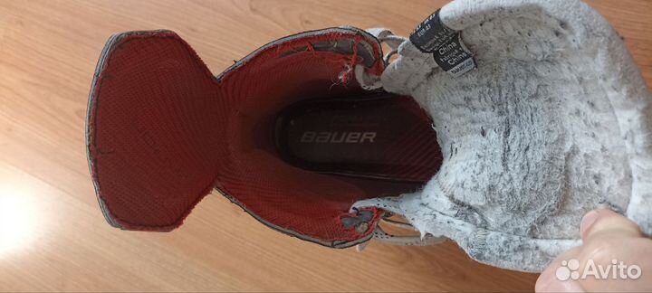 Профессиональные хоккейные коньки Bauer Vapor X900