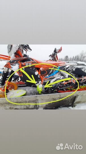 Быстросъемные крепления мотоцикла/сноубайка