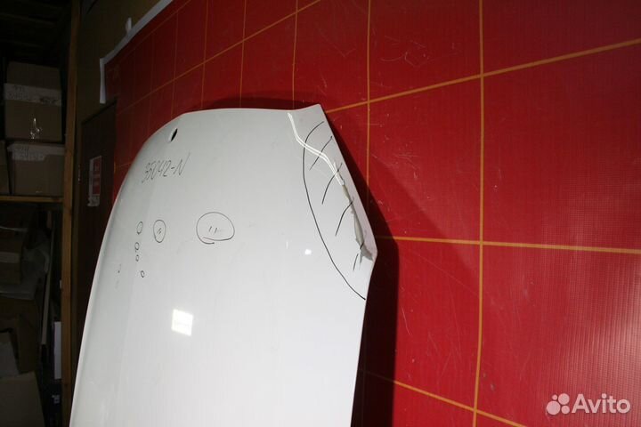 Капот Mercedes-Benz C-Class