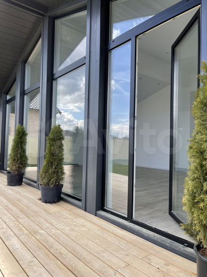 Дом 163 м² на участке 9,5 сот.