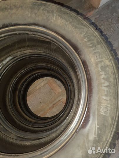 Kumho WinterCraft Ice WI31 205/65 R15 94T