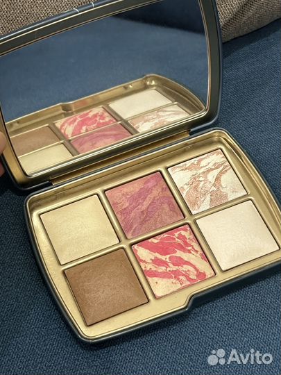 Hourglass медуза