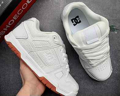 Кроссовки DC Shoes Stag белые