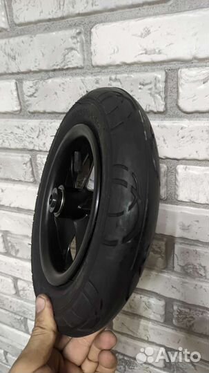 Новое переднее колесо на коляску Riko