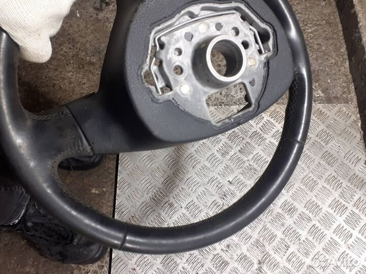 Руль Volkswagen Tiguan