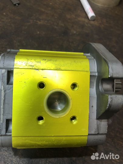 Гидроцилиндр,гидромотор,гидрораспределитель