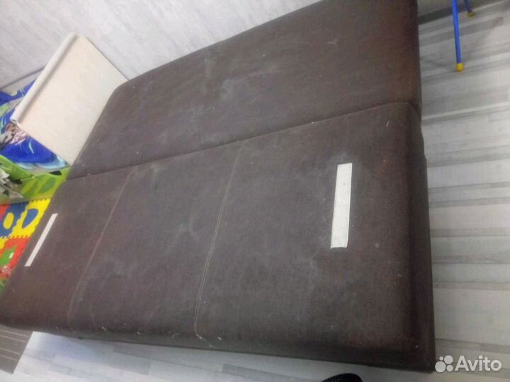 Выездная химчистка/Мойка окон/Уборка квартир