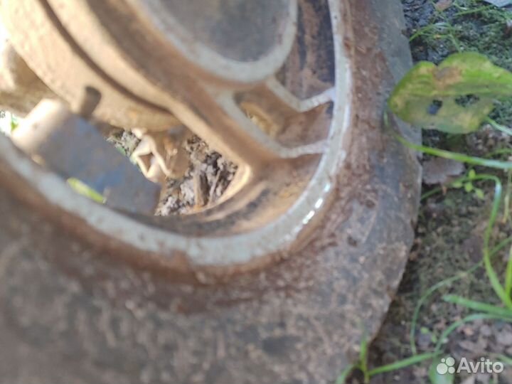 Скутер на запчасти (это не хонда)