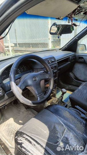 Opel Vectra 1.8 МТ, 1993, 350 000 км