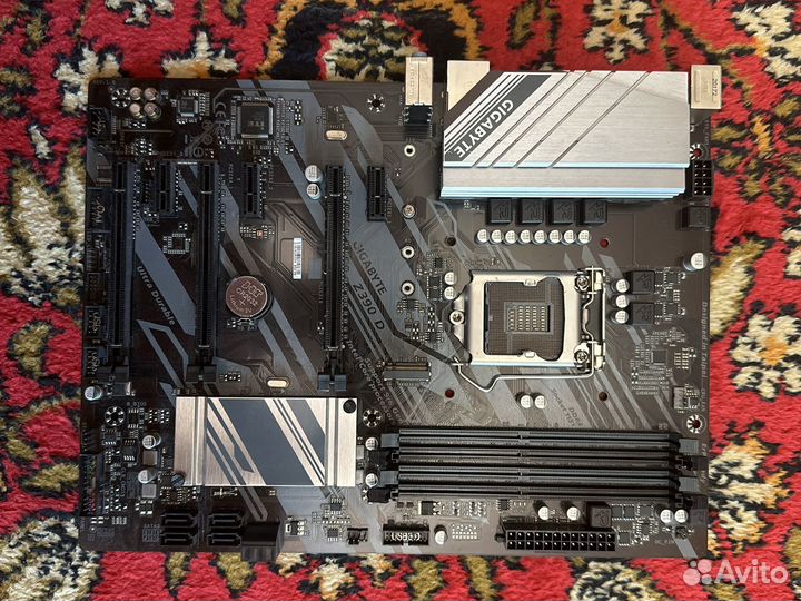 Материнская плата gigabyte z390 d