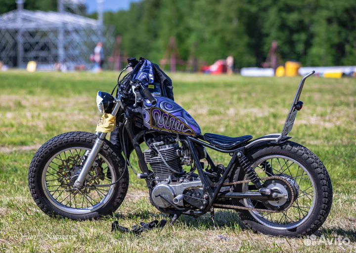 Yamaha sr400 brat bobber custom