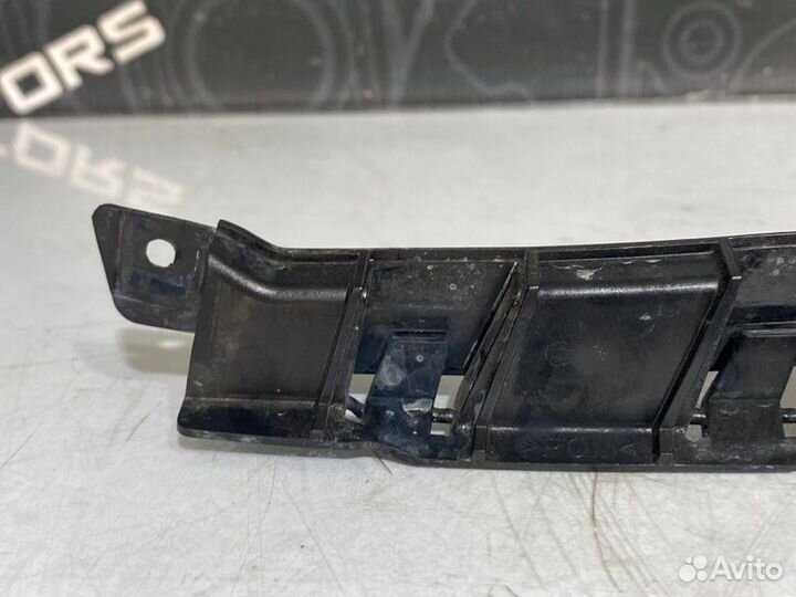 Крепление бампера переднее левое Bmw X5 E53 M54B30