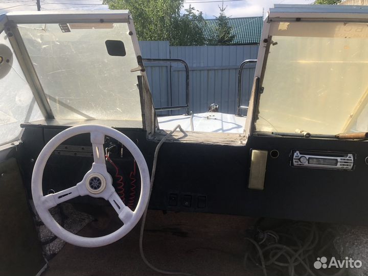 Моторная лодка Крым