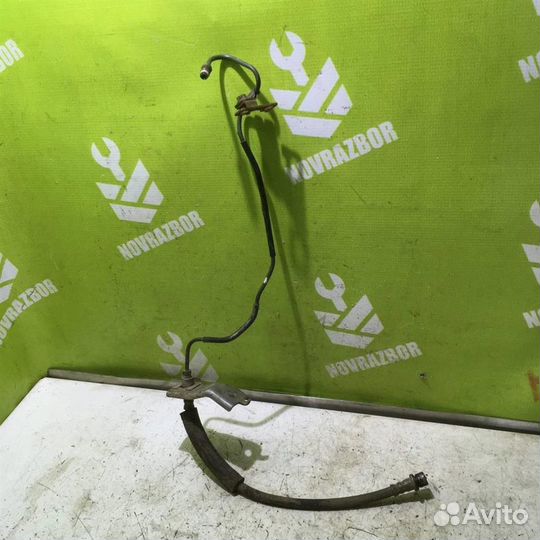 Трубка цилиндра сцепления Тойота Королла Е120