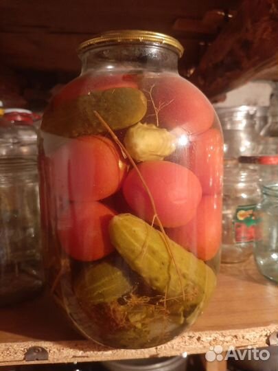 Солёные огурцы,помидоры,лечо салат,грибы