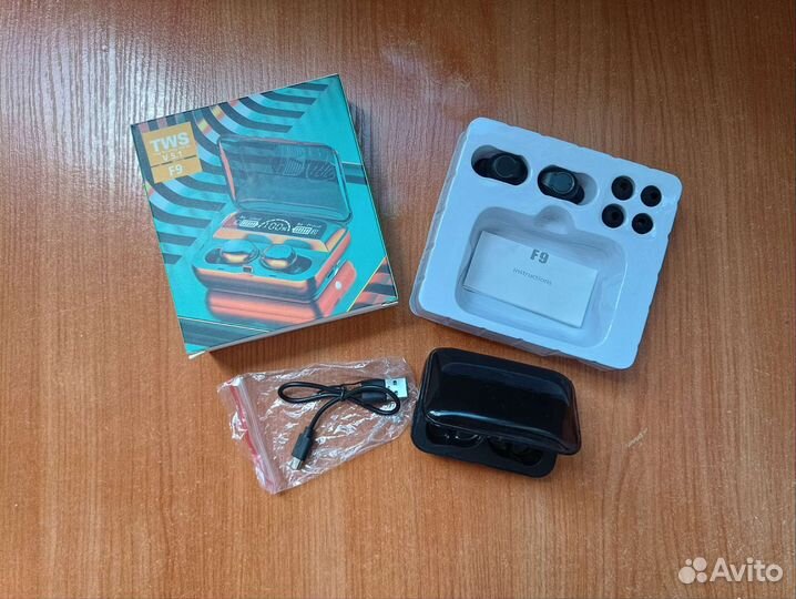 Беспроводные наушники новые