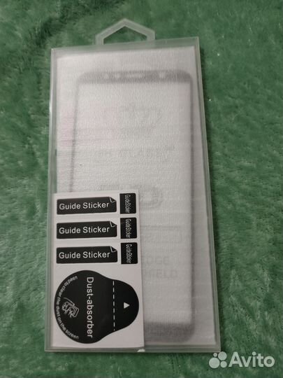 Защитное стекло на телефон новое