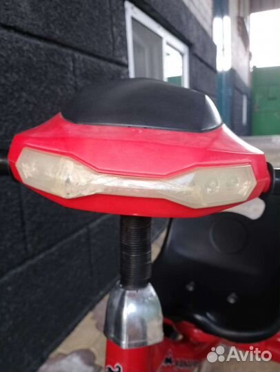 Детский трёхколёсный велосипед