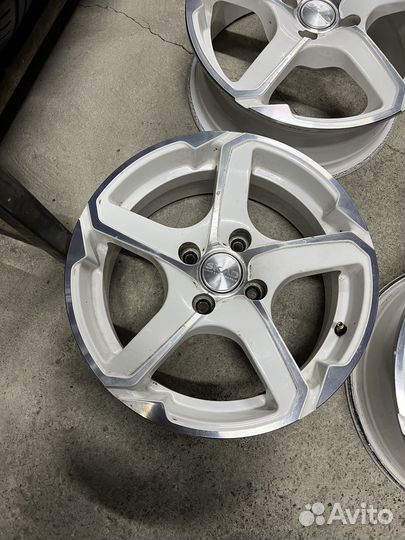 Стильные литые диски Solaris Kia Rio 4x100 R15