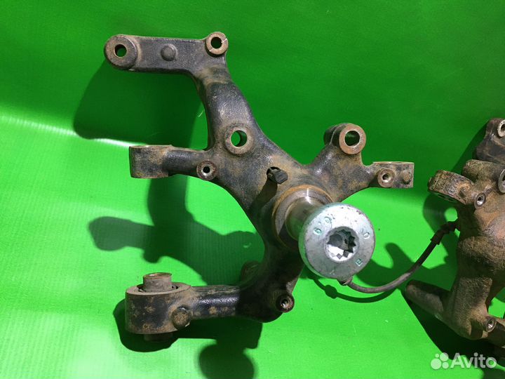 Кулак задний Цапфа VW Golf 2003-2009 Jetta Octavia